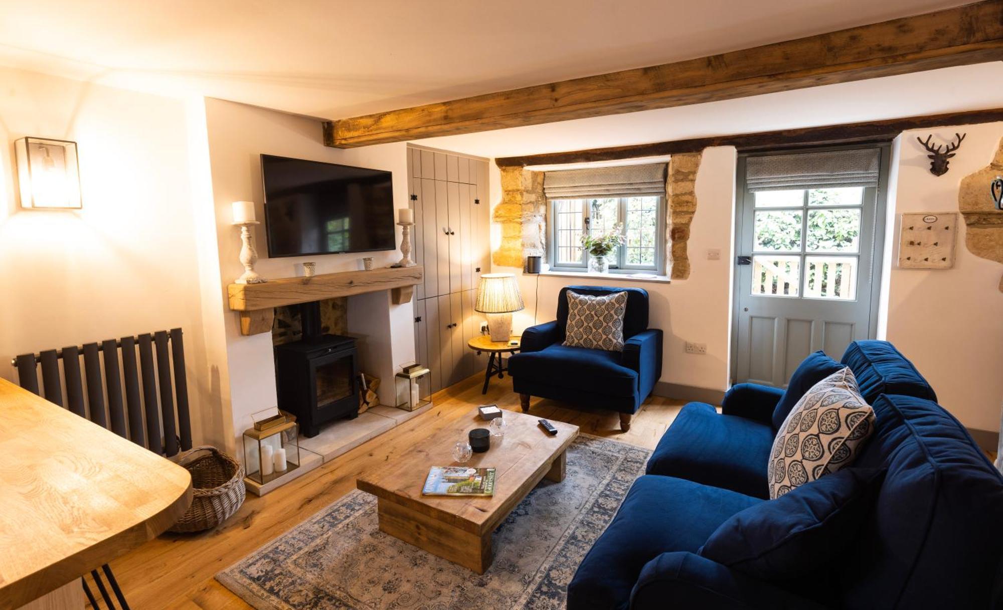 Cotswold Cottage With Hot Tub Bledington Exterior photo
